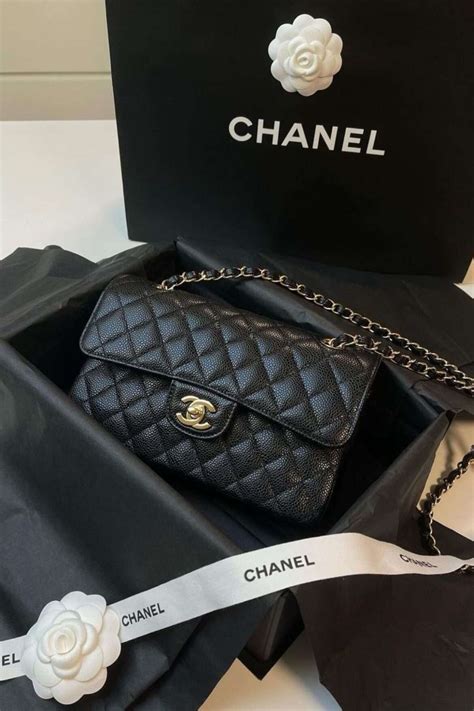 caviar vs lambskin chanel